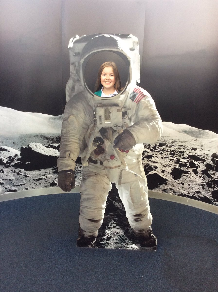 Lakeside_school's tweet image. Y5/6 visited the @spacecentre They had a great day having an ‘out of this world’ experience. #schooltrip #linkedtolearning