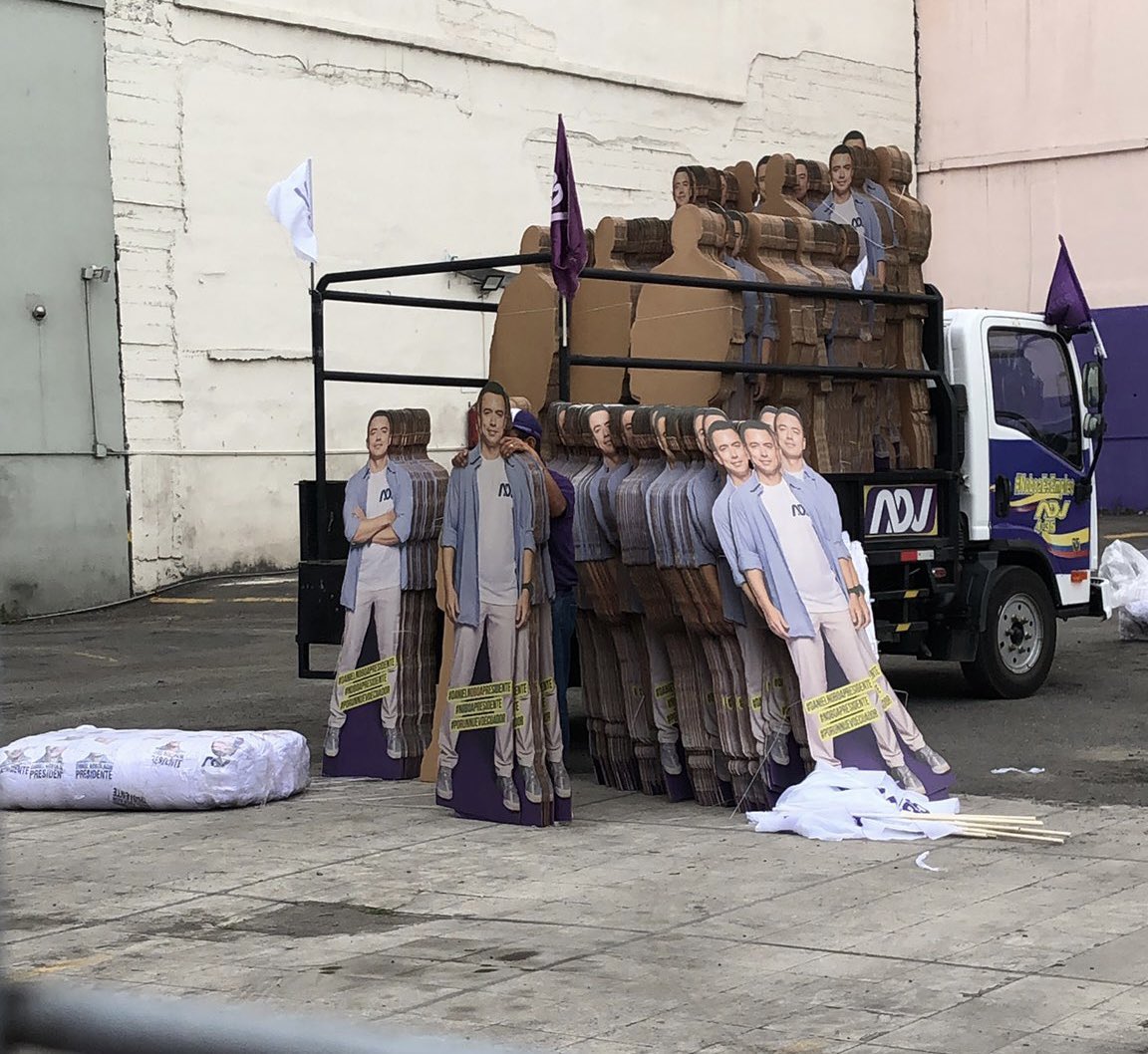 13_libertarian's tweet photo. #RC5NuncaVolveran
#RC5LaDeLosDelincuentes
#CorreaLaCarcelTeEspera 
#NoboaPresidente 
Noboa les liquidó a los borregos con su campaña , felicitaciones @DanielNoboaOk https://t.co/pREcet9UqA