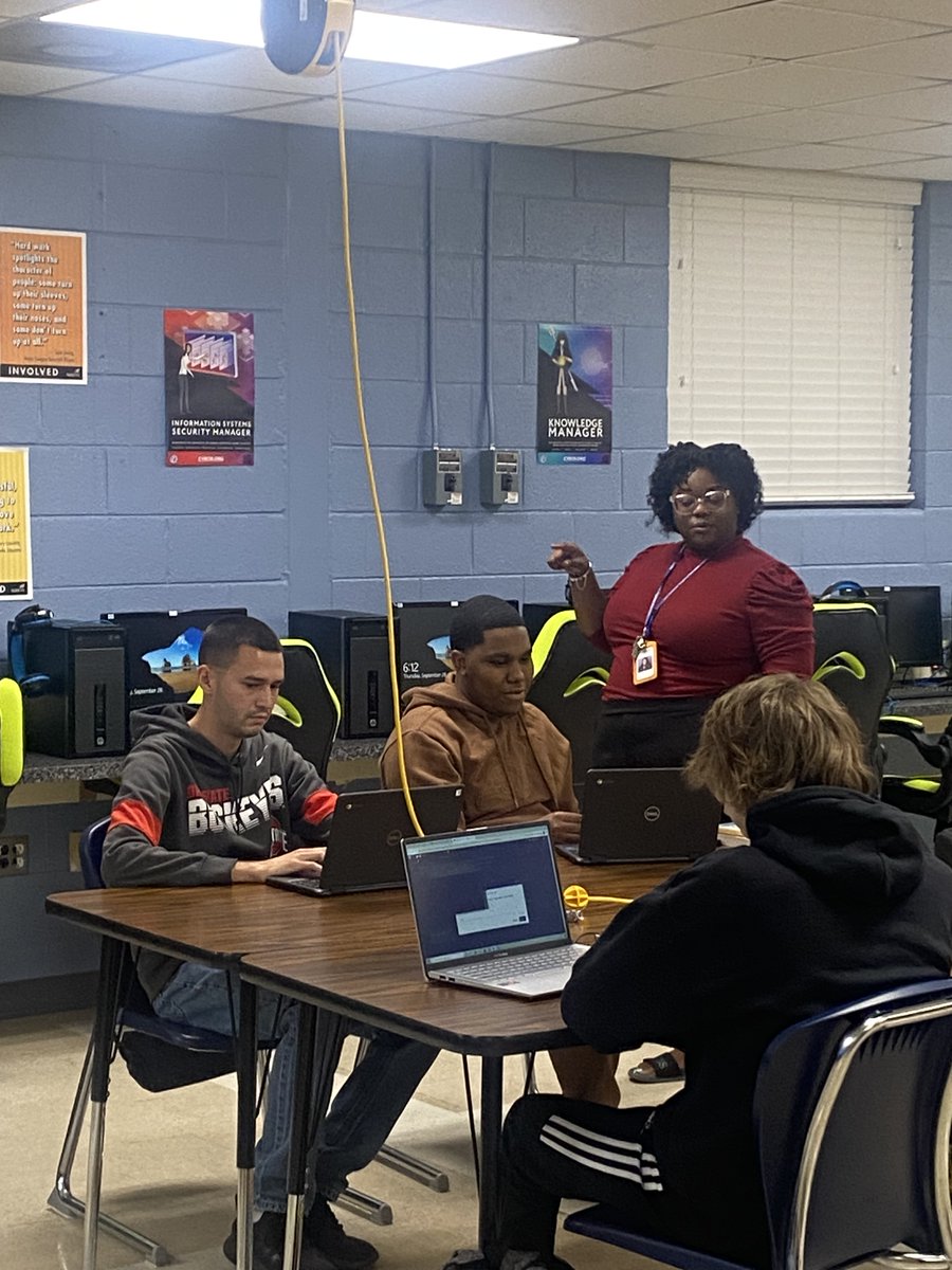 NHREC_CFAAT's tweet photo. Cybersecurity Awareness Month!
Our instructor, Ms. Hurt, leads this new generation of Cybersecurity Analysts and Specialists.
Stay tuned for spring enrollment opportunities!
#CFAAT #CybersecurityAwarenessMonth https://t.co/RslCboQrJD