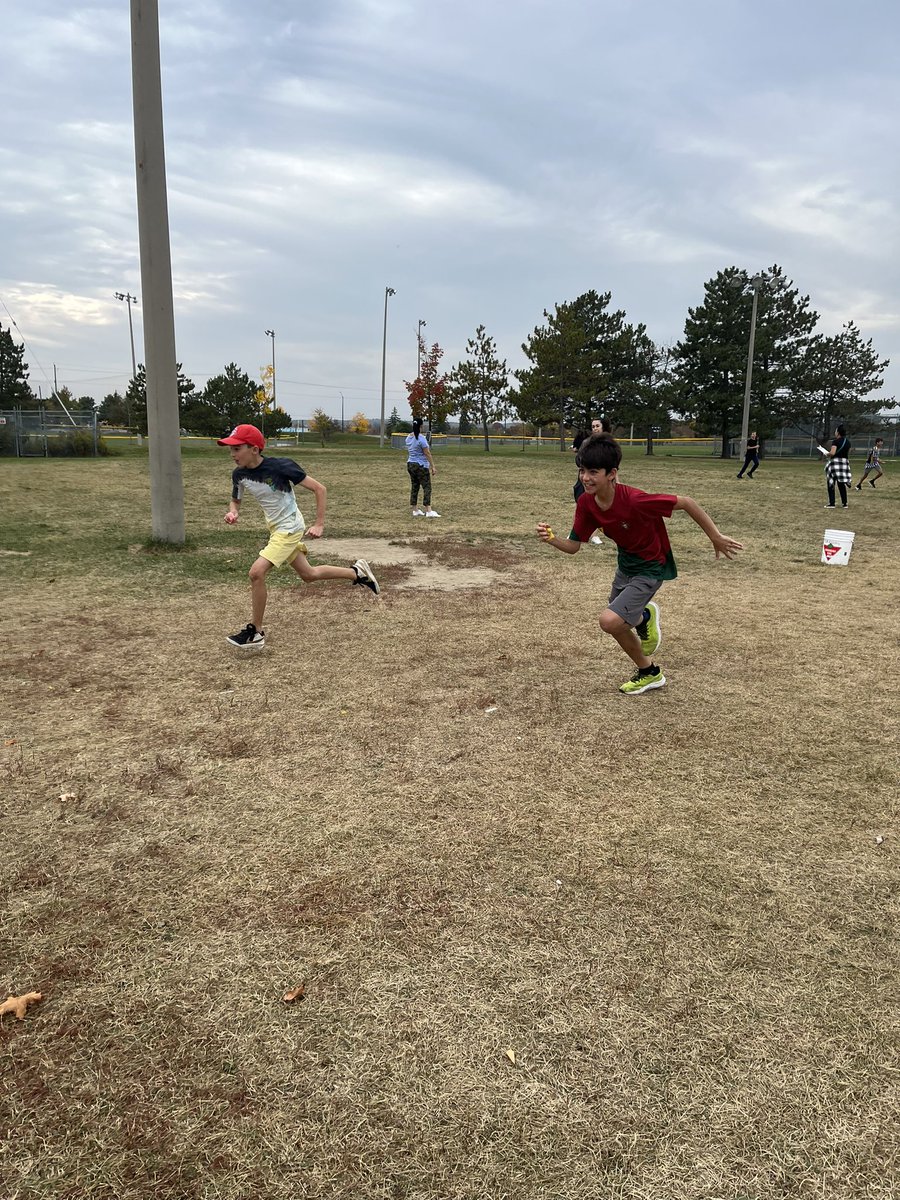 MissRachner's tweet photo. We had so much fun last week at our Way Back Play Day! @StJohnPaul2 https://t.co/yG3FaXfXK7