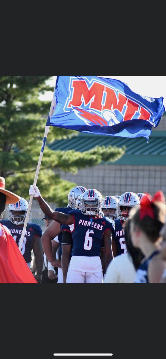 After a brief phone call with @CoachBenton3 Greatful to say i have received an offer from MNU @MNUFootball_