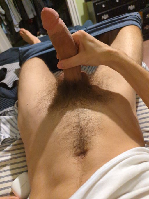 Got horny after the shower... Maybe I'll make a nice mess again https://t.co/c4IjffbdK9