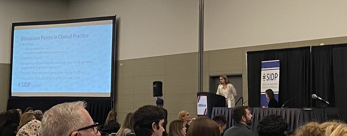 Great to hear from Drs. <a href="/helennewland/">Helen Newland</a> &amp; Buckel share insights into how AI may be used in ASP &amp; ID pharmacy practice 💊🦠🤓 at #SIDP2023