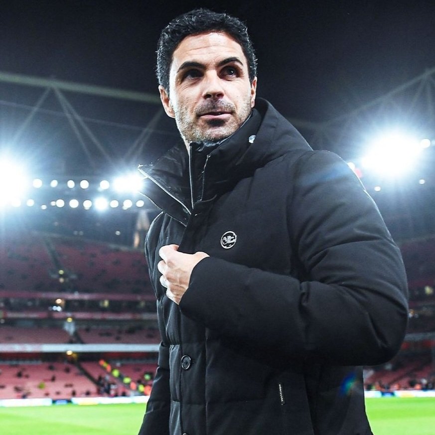 He was brought in to a club in decline. A mess all round. Players unhappy, inflated wage bill, lack of unity with the fans. There was no belief anymore. No faith. Confusion and a lack of passion. But then he stepped up in the midst of chaos. Mikel Arteta 🔴⚪️
#ARSMCI