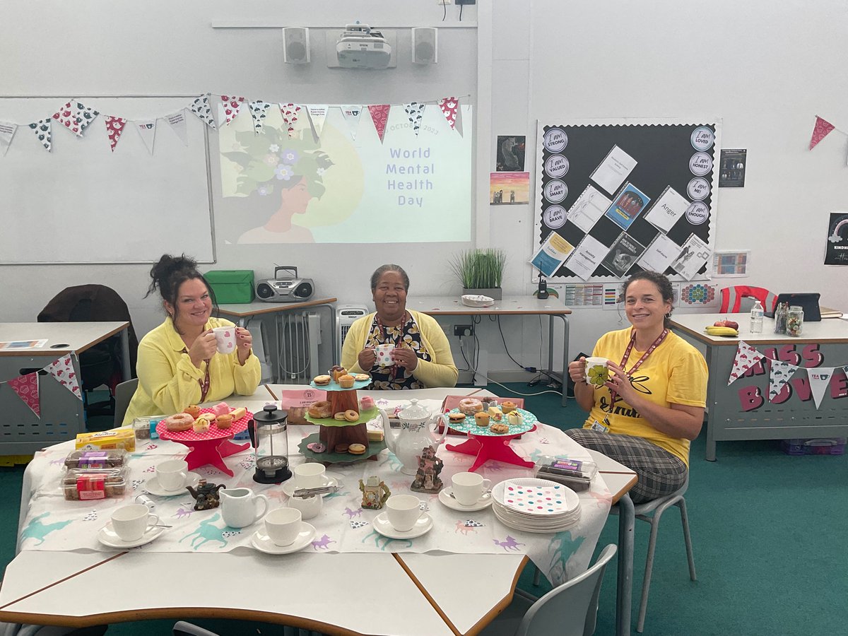 Stockgrn's tweet photo. Our wonderful Pride Support held a ‘Tea and Talk’ for staff today for #WorldMentalHealthDay 🫖 🍰 There were sweet treats and mini teapot houses galore! 
“Take care of your mind to take care of yourself” - Thaddeus Young 💚 https://t.co/rUWC73WIIY
