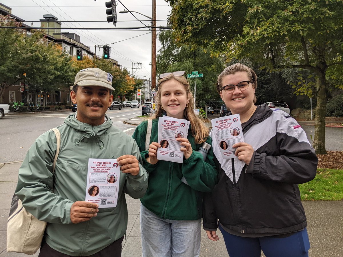 We are out at @seattleu today talking to students about supporting Catapult NW workers who deliver to the campus, and why they deserve a fair contract with affordable healthcare.