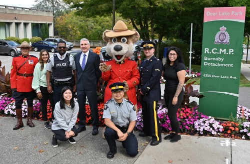Looking to learn more about policing in your community? Interested in a career in law enforcement? Curious to meet (and get a photo with) a Mountie? Join us Saturday (rain or shine) for our Burnaby RCMP Open House! bit.ly/3Eouzcu There will be treats, food trucks & fun!