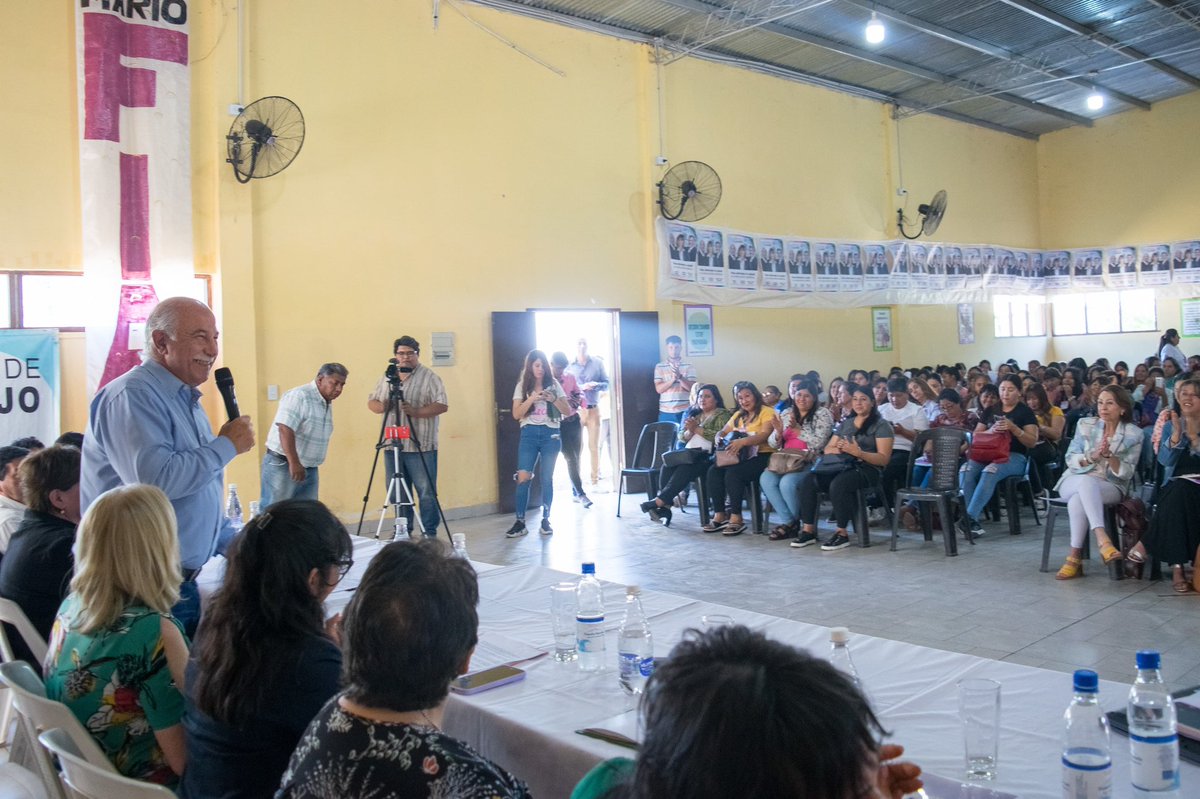 MarioFiad's tweet photo. Participé del 1º Foro Local “Mujeres la fuerza del cambio” realizado en #PuestoViejo.

Un gran encuentro que fortalece las acciones que vienen llevando hace años las mujeres jujeñas, con el pleno apoyo de @JujuyCambia, por mayor igualdad y más derechos.

Gracias a las autoridades municipales por la invitación y a toda la gente de los departamentos de El Carmen y San Antonio por sus mensajes de aliento 💪🏼