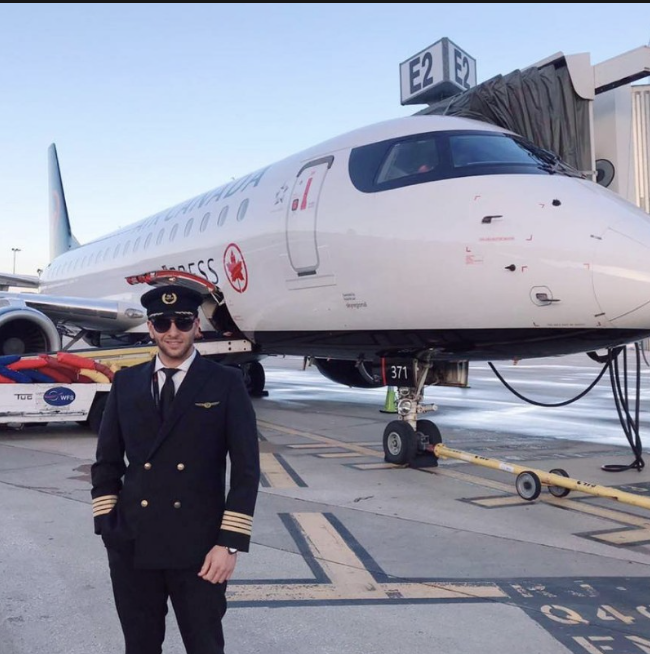 elikowaz's tweet photo. @LeviSilman @AirCanada @JustinTrudeau He deleted his LinkedIn, he is an Air Canada employee. It is still up on Google. https://t.co/TAuIBXGQYR