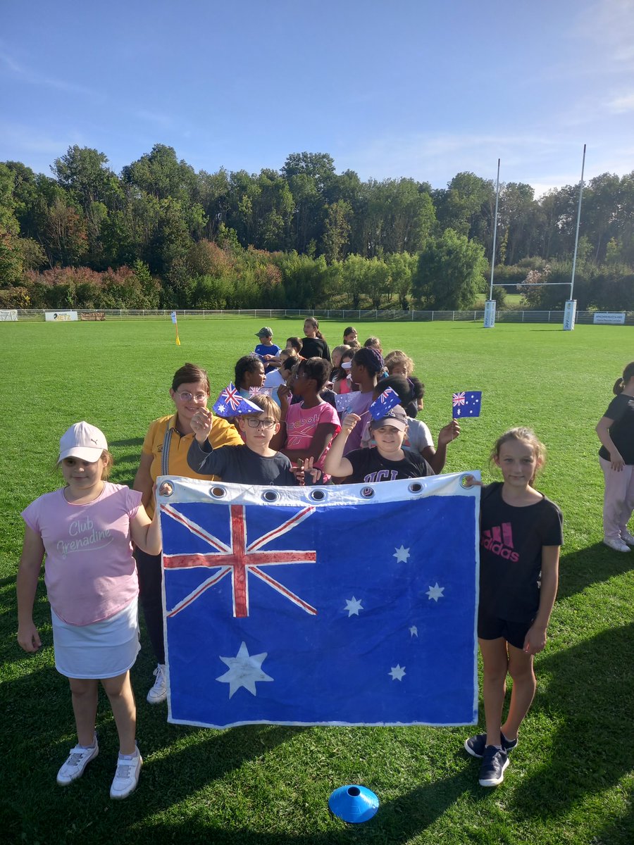 usepmarne's tweet photo. Grande et belle RSA Rugby crusep grand est à Metz 20 classes
@usepmarne as Taissy et as A Senart Suippes
Match Haka interview tout y était 
Bravo à tous 
Merci LGERUGBGY 
@laligue51 @VMoreiraUSEP @usepnationale https://t.co/by3FYfT5dR