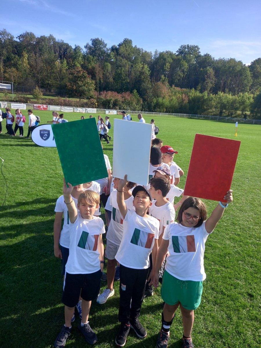usepmarne's tweet photo. Grande et belle RSA Rugby crusep grand est à Metz 20 classes
@usepmarne as Taissy et as A Senart Suippes
Match Haka interview tout y était 
Bravo à tous 
Merci LGERUGBGY 
@laligue51 @VMoreiraUSEP @usepnationale https://t.co/by3FYfT5dR