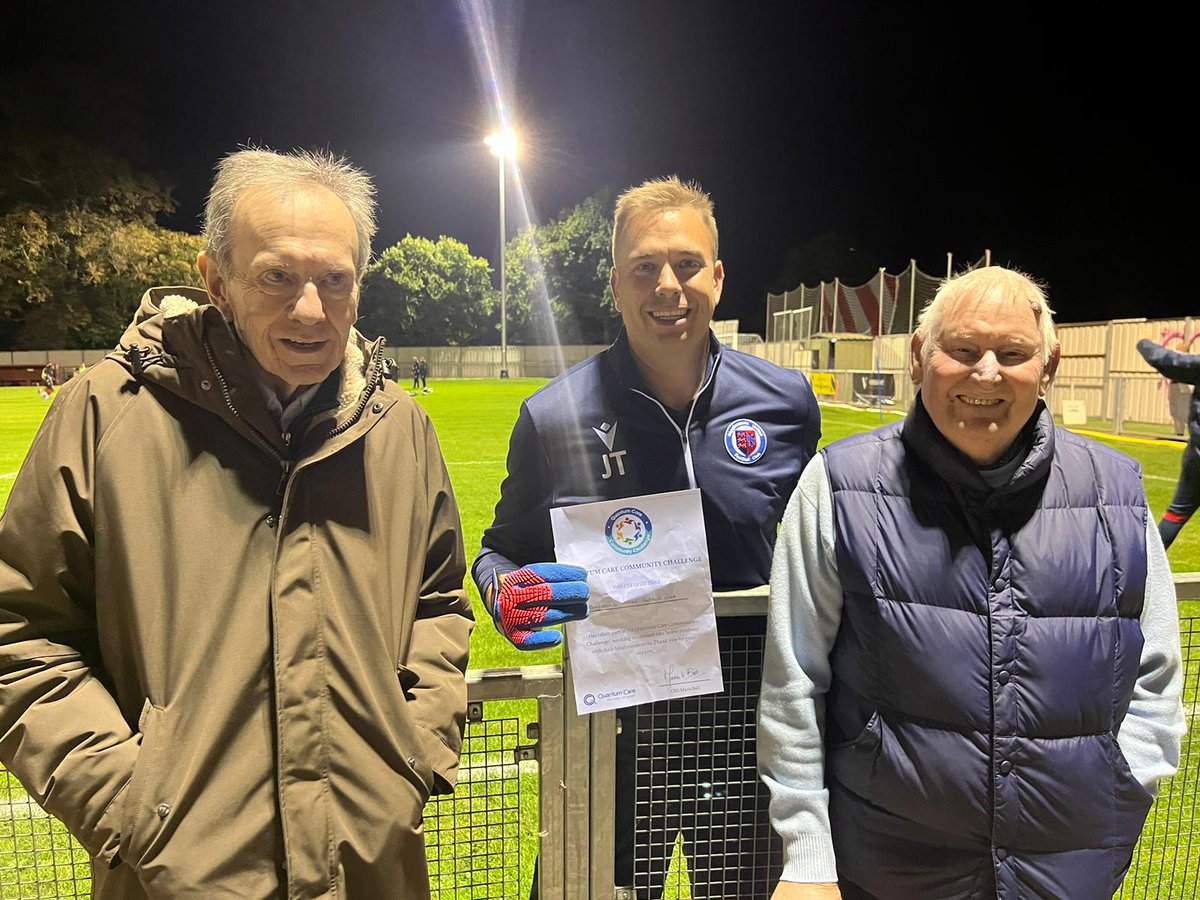 When some of the residents from mantles Court care home in Biggleswade visits <a href="/Biggleswadeutd/">Biggleswade United</a>