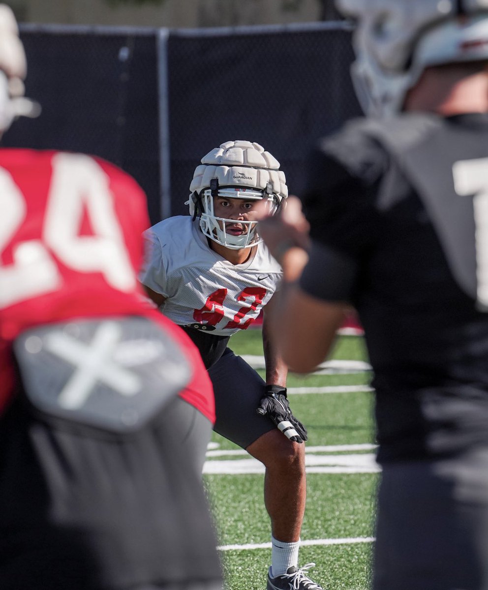 bradodom's tweet photo. @C_Shel232 is locked in!!
🔬🔭👀

📸 by Jordan w/@unlvfootball https://t.co/c3RwsUVXbt
