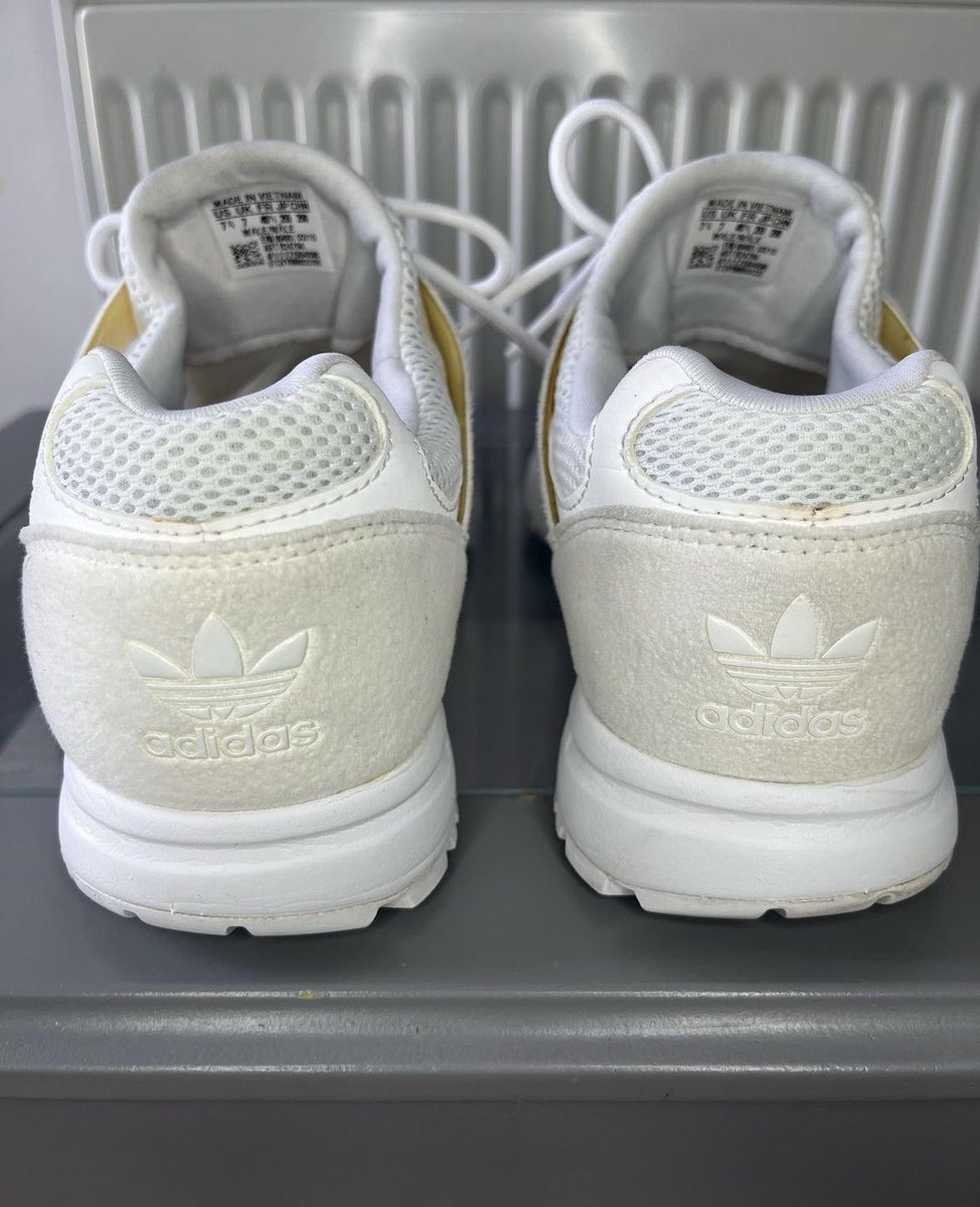 Adidas restoration service 😍 #trainermaintenance #oldtonew #sneakerrestoration #trainercleaner