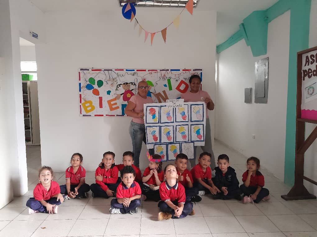 @yelitzasantaella <a href="/CDCETachira/">CDCE Táchira</a> <a href="/Berzabethg1/">Berzabethgandicaoficial</a> Hoy promoviendo con los niños y niñas el esequibo es nuestro.