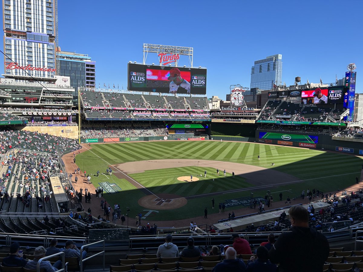 JonKrawczynski's tweet photo. First time back here since I joined ⁦@TheAthletic⁩. Figured now was as good a time as any. 

(Also let the record show ⁦@DanHayesMLB⁩ and ⁦@AaronGleeman⁩ were nowhere to be found when I needed them for the Nuggets series. But that’s the kind of team player I am) https://t.co/SxeMBy35WE