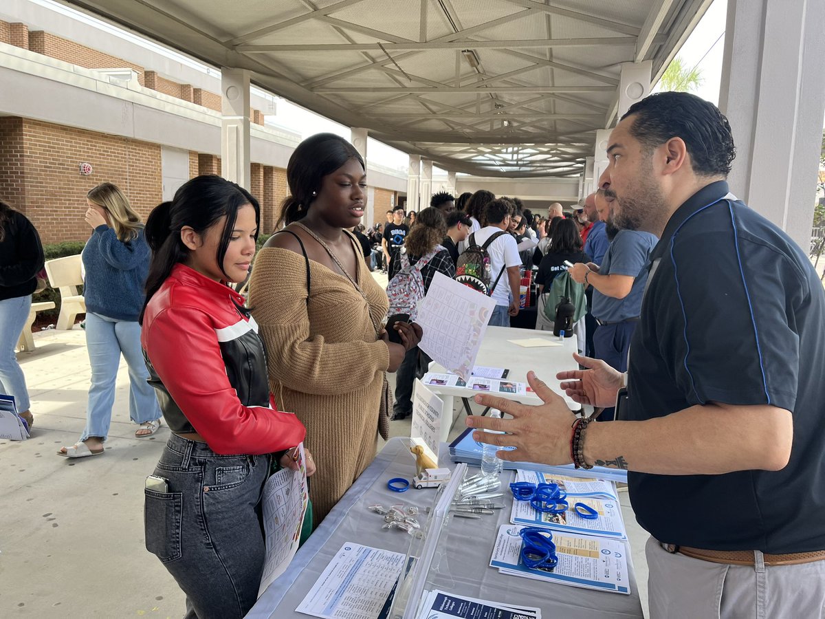 Aparicio-Levy Technical College tweet media
