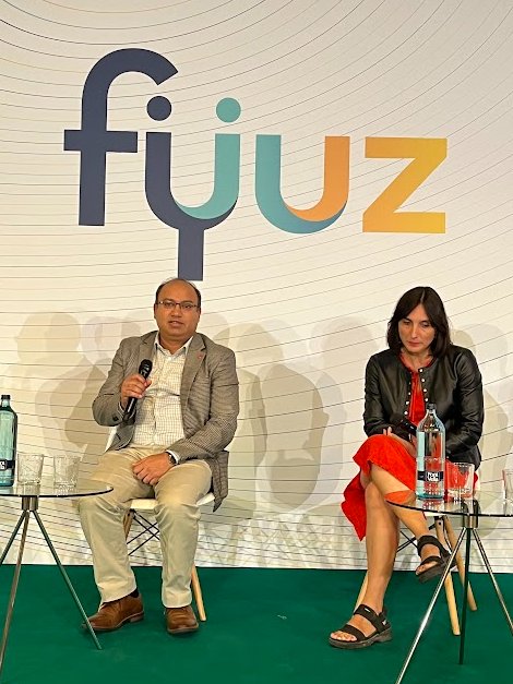 RedHatTelco's tweet image. ¡Hola! Busy busy days at #FYUZ23 - want to learn more around integrating and deploying #OpenRAN efficiently? Stop by our booth to speak with our #RedHat experts.