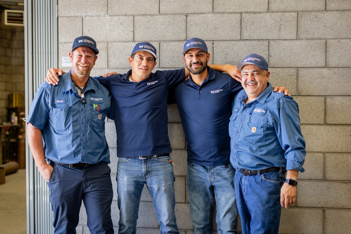 WesternWaterCA's tweet photo. From mechanical, electrical, and construction services 🛠️ to engineering, customer service, and administration 💻 , the many departments at Western Water work hard to keep high-quality tap water flowing to you💧👏 ➡️ 

#WaterProfessionalsWeek
#CAWaterWeek https://t.co/i61Qm01wlZ