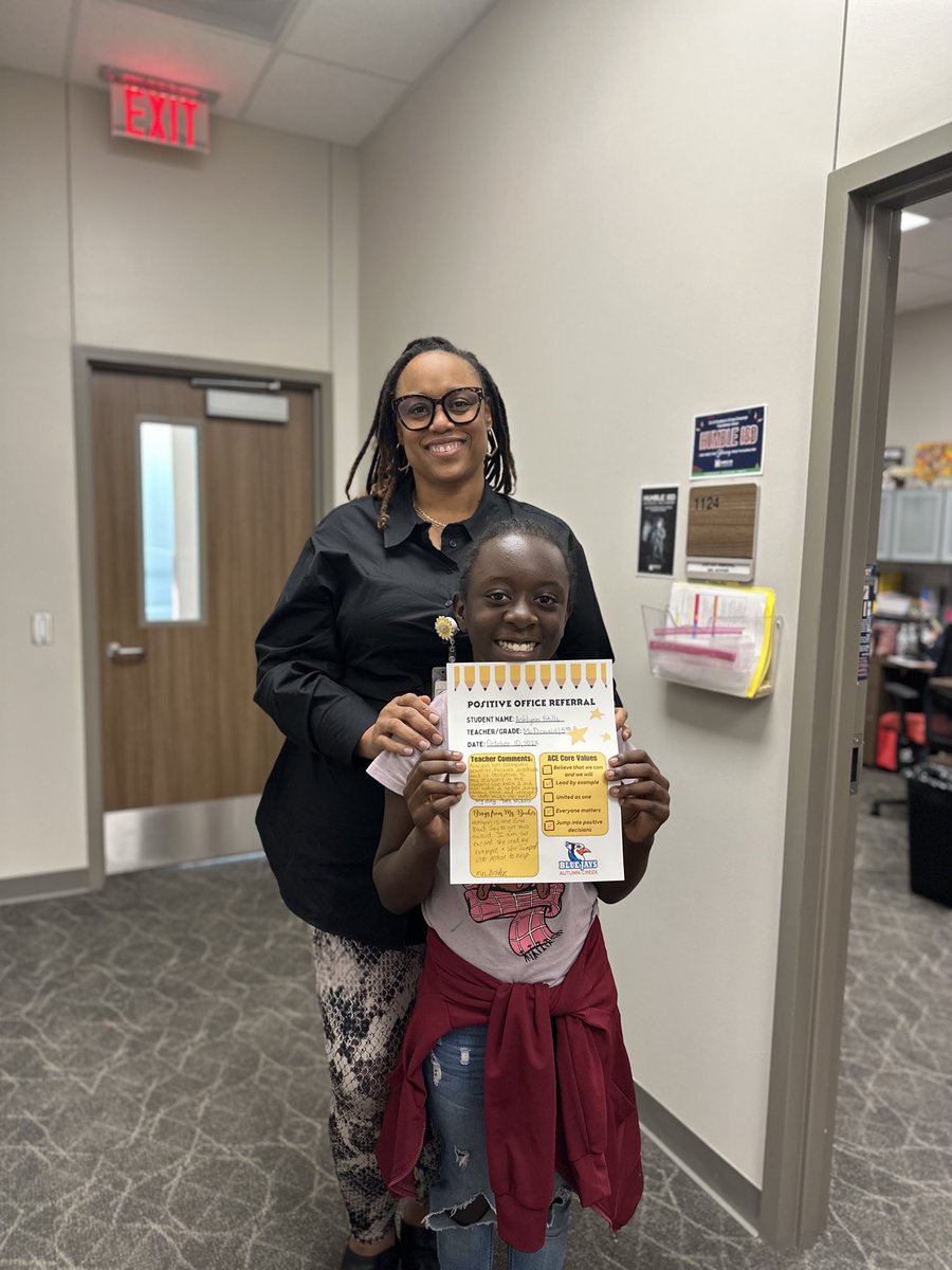 I am overjoyed! I made my first Booker Brag call today! Thank you Mrs. Nichols for being the first person to submit a positive office referral. My goal is to highlight at least one Blue Jay a week! Thank you ACEmates! ⁦<a href="/HumbleISD_ACE/">Autumn Creek Elementary</a>⁩ ⁦<a href="/HumbleISD/">Humble ISD</a>⁩ 💙🧡💙🧡💙🧡💙🧡