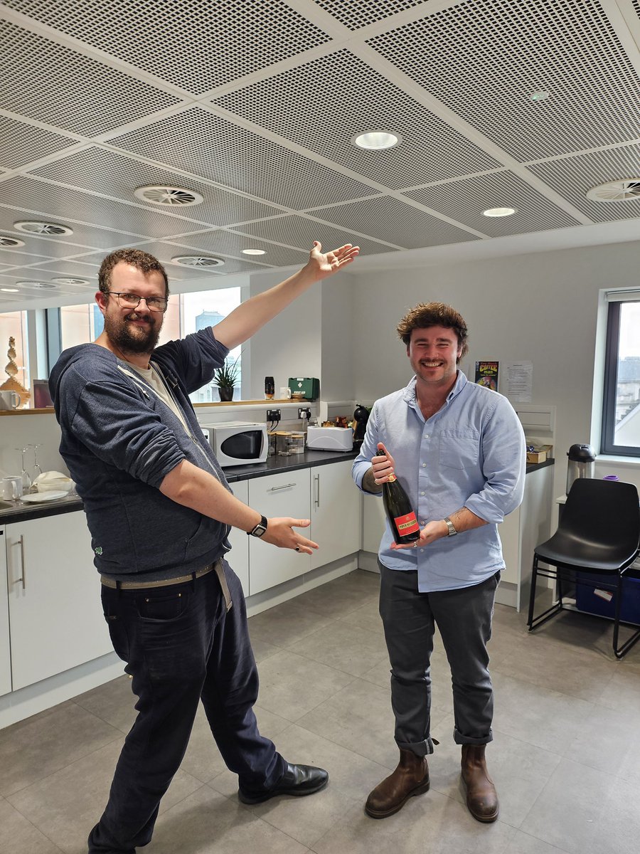 Thomas Woolley (@thomasewoolley) on Twitter photo Huge congratulations to the newly minted doctor <a href="/Moore_JW_/">Josh Moore</a> (pending minor corrections 😀).
It’s been a pleasure being your supervisor. I hope <a href="/WCMBlog/">WCMBlog</a> appreciate having you around now.
Dutifully examined by <a href="/KatKaouri/">Katerina Kaouri</a> and <a href="/AlexGFletcher/">Alex Fletcher</a>! Thank you both so much. Huge congratulations to the newly minted doctor <a href="/Moore_JW_/">Josh Moore</a> (pending minor corrections 😀).
It’s been a pleasure being your supervisor. I hope <a href="/WCMBlog/">WCMBlog</a> appreciate having you around now.
Dutifully examined by <a href="/KatKaouri/">Katerina Kaouri</a> and <a href="/AlexGFletcher/">Alex Fletcher</a>! Thank you both so much.