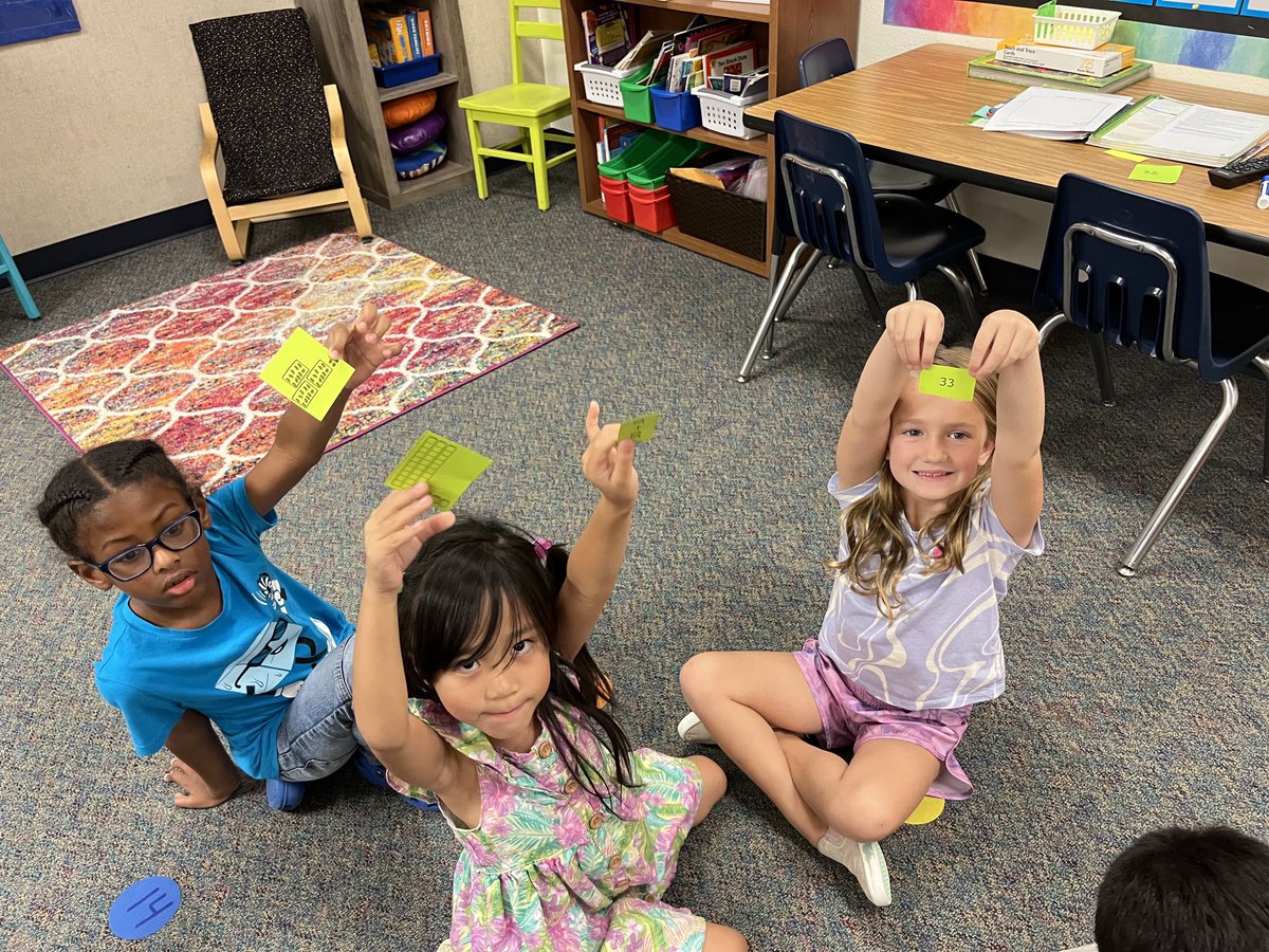 lisaporito's tweet photo. Who has my number? Math game fun in 1st grade! ⁦@MinshewColts1⁩ ♥️🐴 #EveryStudentEveryDay #myMISD https://t.co/e4o2HdzAZl