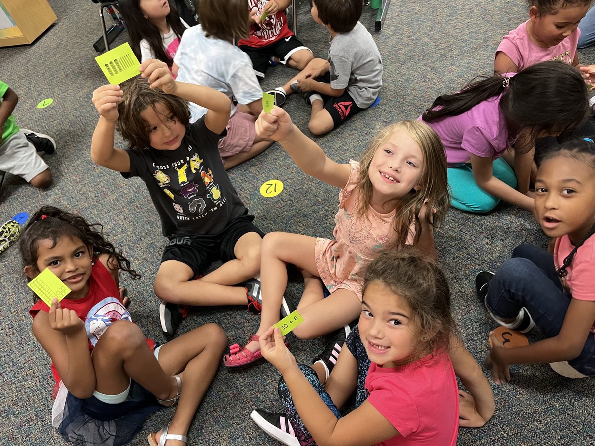 Who has my number? Math game fun in 1st grade! ⁦<a href="/MinshewColts1/">MinshewColts1</a>⁩ ♥️🐴 #EveryStudentEveryDay #myMISD