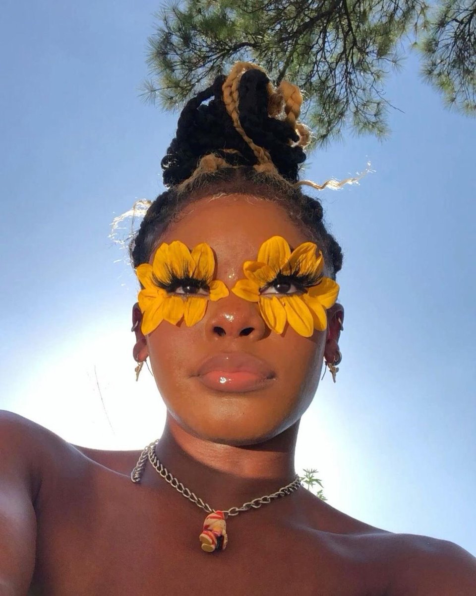 I also want to give credit where it’s due because this young lady was the inspo!

Tag her if you know her please