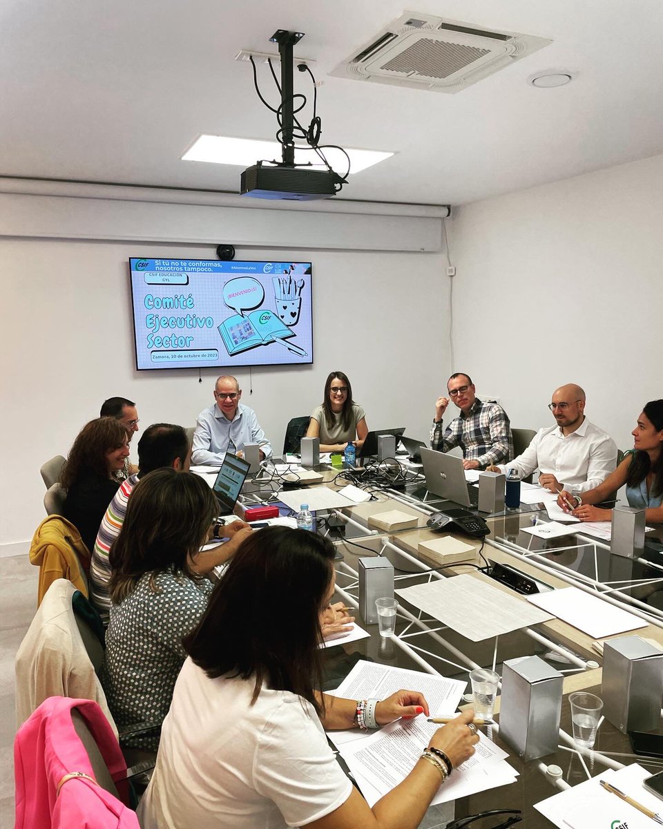 🟢 #CSIF educación #CyL ha analizado hoy en #Zamora la situación del sistema universitario.Trabajaremos,entre otras cuestiones,por: 
📌 Financiación suficiente de la Universidad pública
📌 Carrera profesional PDI y PTGAS
📌 Mejora sexenios PTGAS
📌 Desarrollo de la LOSU por <a href="/jcyl/">Junta de Castilla y León</a>