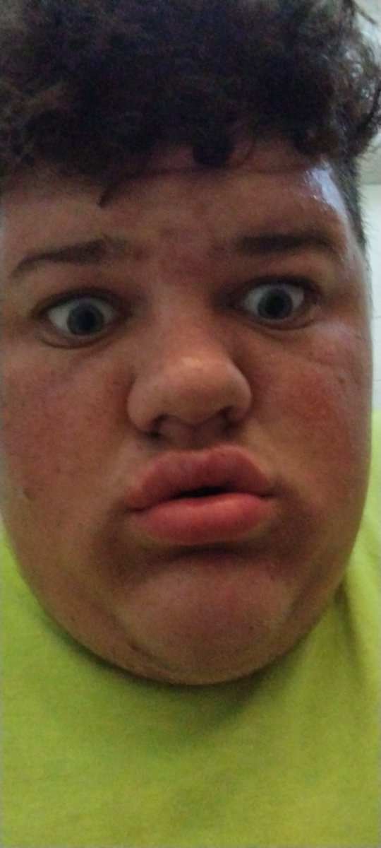 robert78696's tweet image. #ShogunRaiden #Aniversáriode3AnosGenshin #ShowDeChapéusFontaine #GenshinImpact?  
Original: CobaltMetalHead