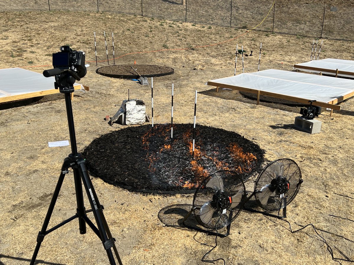 steveq53's tweet photo. First day of field tests of a number of mulch products. Thanks to Marin Wildfire Prevention Authority and all of our cooperators! https://t.co/DQX4gSX5LW