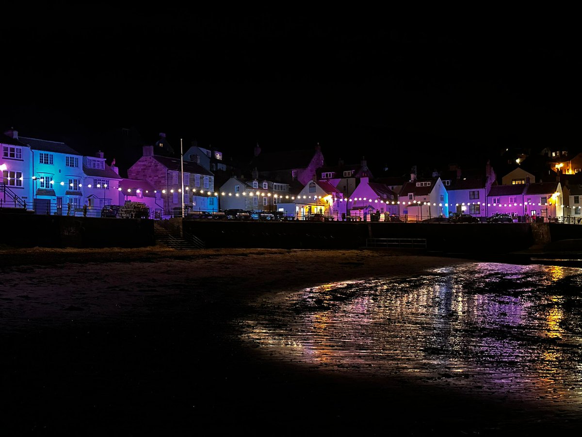 bhsoundandlight's tweet photo. Training our crew members is one of the most important steps in building a solid team. Last month when we worked on Staithes Festival of Arts and Heritage, we introduced a few of our crew members on the job to some new rigging concepts. https://t.co/kZUuK4XqtW
