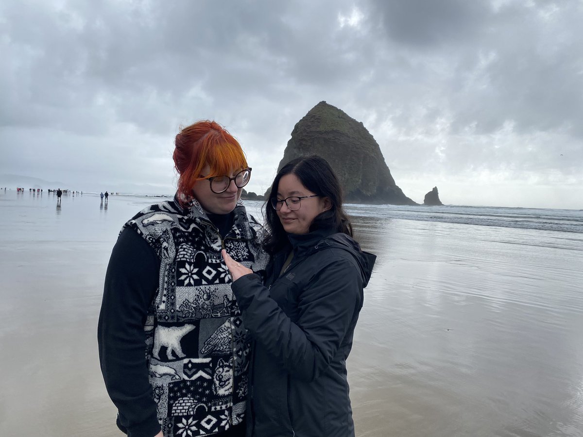 jessicasingh33's tweet photo. We’re engayged!!! (Fully this time lol) @woolskies always surprising me in the best ways 💍❤️ https://t.co/oOfAcTW71F