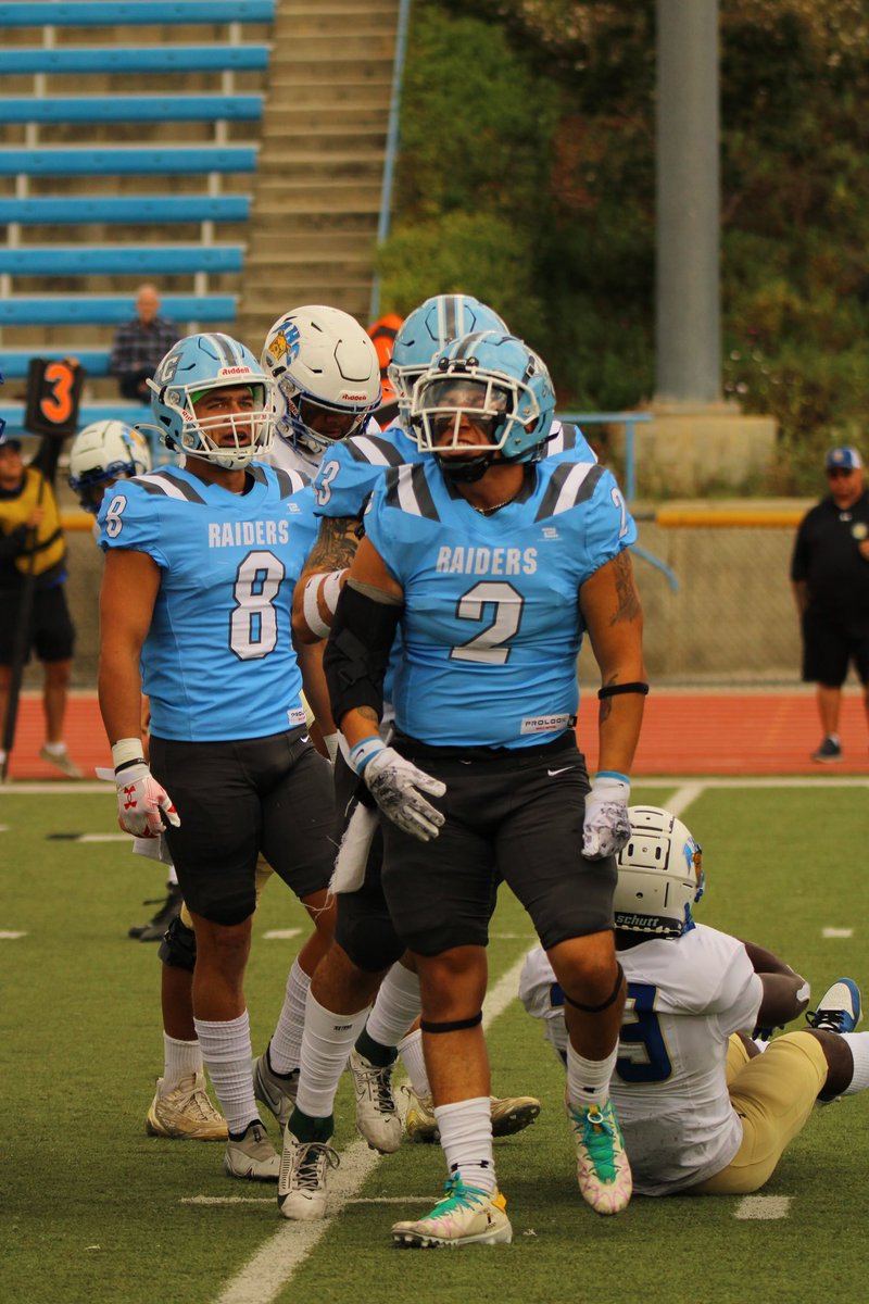 Check out my mid-season highlights‼️

6’0, 220lbs Linebacker 

<a href="/mikemoon42/">Coach Moon</a> <a href="/CoachJDiazMC/">John Diaz</a> <a href="/CoachStuMC/">Mike Stuart</a> <a href="/JucoFrenzy/">JUCO Football Frenzy</a> <a href="/JUCOInsider/">JUCOInsider</a> @raider_fball 

hudl.com/v/2LyfzG