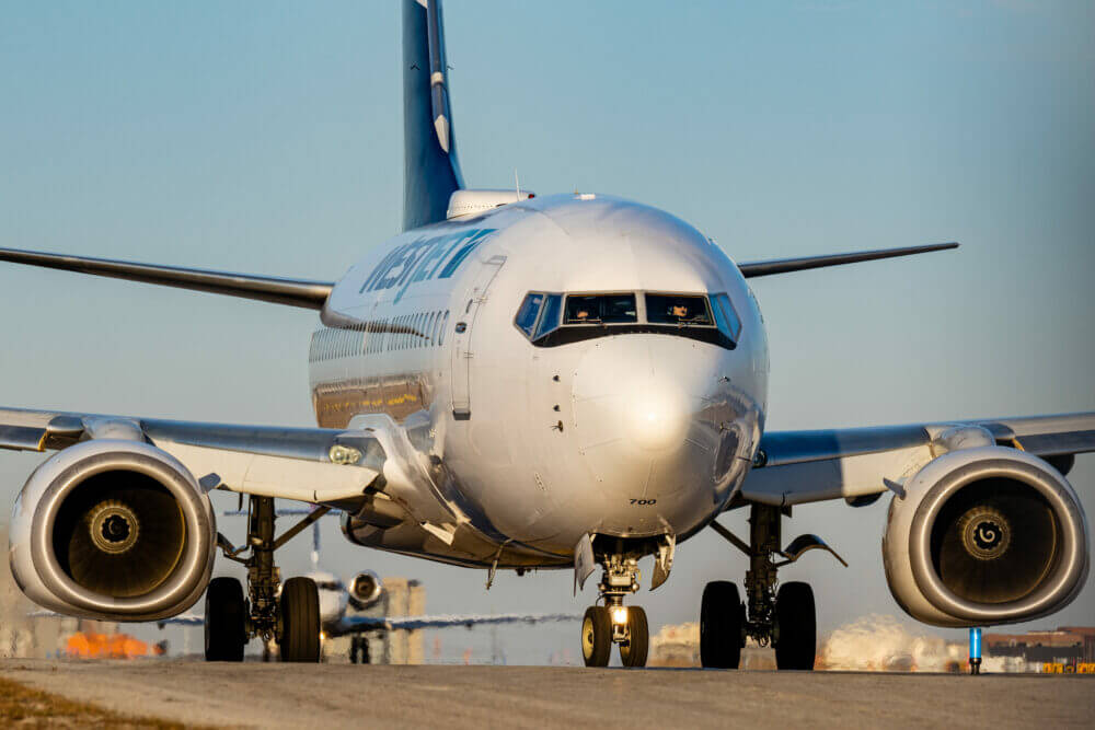 .@UnifiAviation enters Canadian aviation market with WestJet ground handling contract Unifi #Aviation enters the #Canadian market, taking over ground handling operations for WestJet at Calgary International Airport Details here: skiesmag.com/press-releases… #aviationdaily