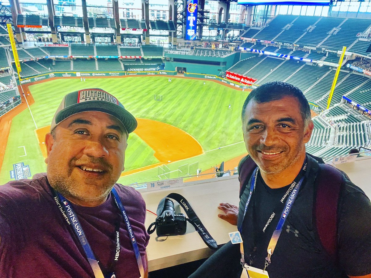 josetelemundo39's tweet photo. #Telemundo39 cobertura completa del 3er partido de #TexasRangers vs Baltimore https://t.co/2ayJWh5LFb