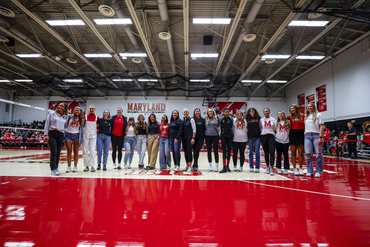 We ❤️ our VolleyTerp alumni!

Thank you to all the former Maryland volleyball greats who made the trip back this weekend 🐢