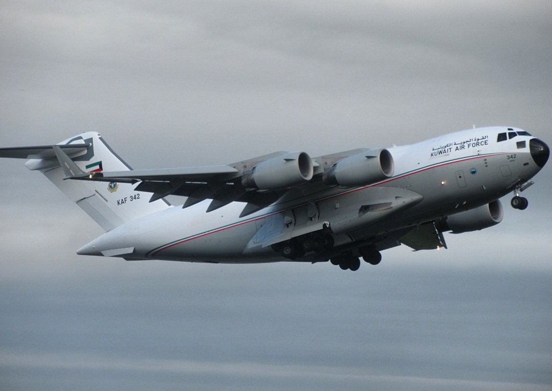 BloodyPolitics's tweet photo. My favourite of all the C17 Globemaster liveries, Kuwait Air Force #KAF342 departs PIK as callsign #KAF3209
#avgeek etc ๐ https://t.co/zbALY3hvzB