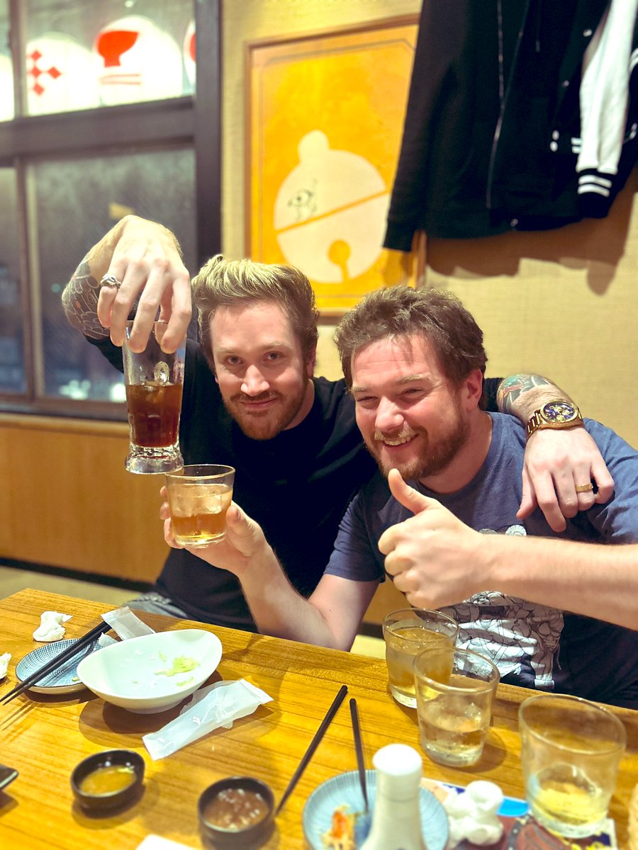 me and <a href="/ISIMORN/">ISIMORN 🕹</a> did our best to recreate our ft10 2019 pic for our 2023 ft5 tonight. we’ve both grown a lot as players and people…and it shows in our gameplay &amp; just in general. i’ll upload the set to youtube soon!

get home safely and take care of kotaka for us!