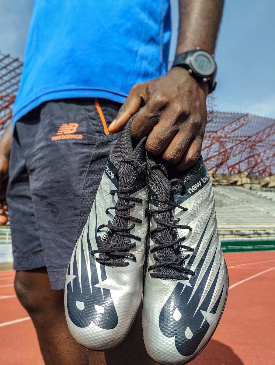 Officialdawali's tweet photo. +1 🎉🎉🎉🥳🥳 happy birthday to me. Say a prayer for me.
dream the impossible, dream @newbalance
#newbalance #nb #beyondtherun #wegotnow #runyourway #faith 🇳🇬 https://t.co/ssiXdCsxRL