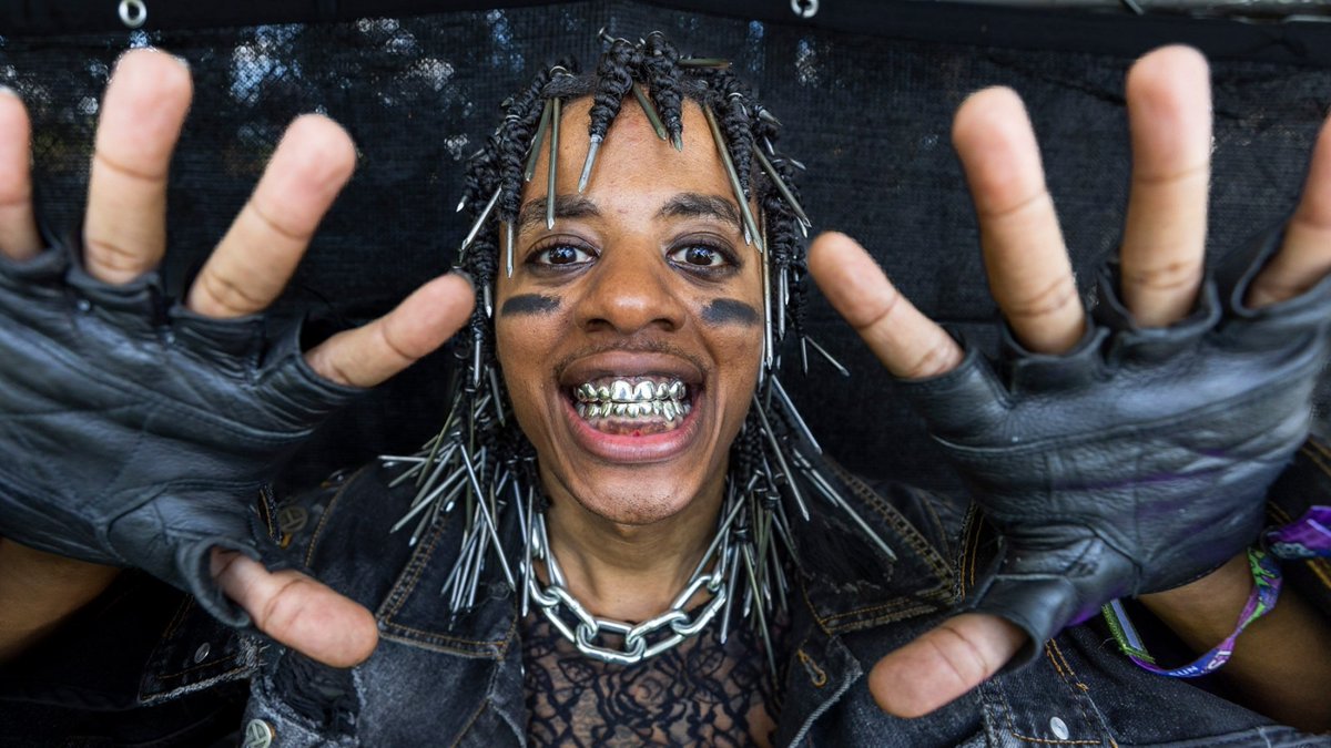 Rolling Stone tweet media