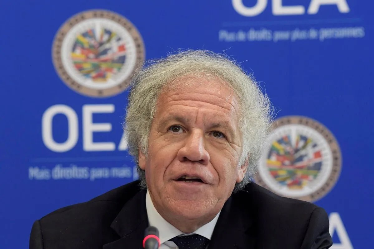 carlosAtitlan's tweet photo. El resumen de Almagro: 

“LAS PROTESTAS Y MANIFESTACIONES  CIUDADANAS EN CONTRA DEL MINISTERIO PÚBLICO TIENEN  TODA LA RAZON”

#ParoNacionaIndefinido https://t.co/hmEKnHYhqM