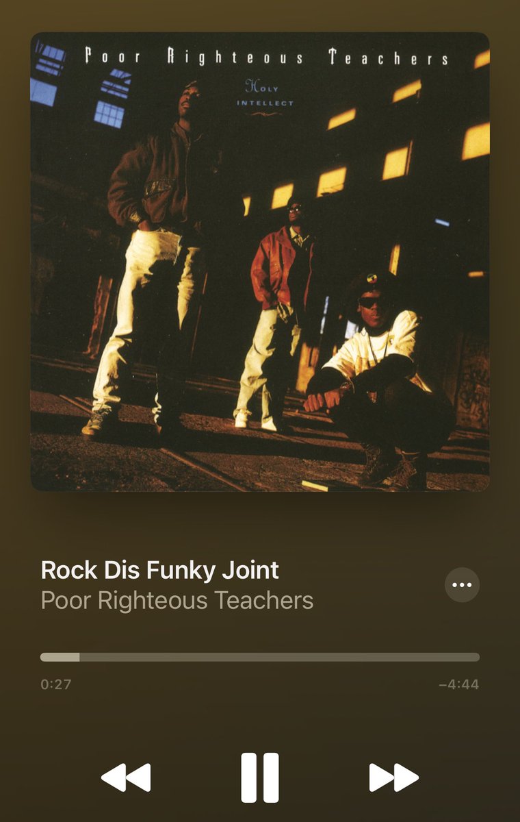 Time to get funky radical hip as I get the point 
@wiseintelligent #AllahsFivePercent #PoorRighteousTeachers #RealHipHop