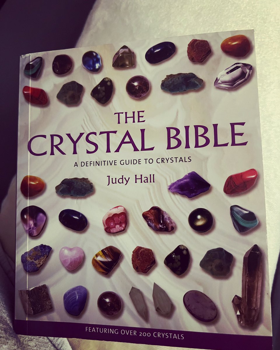 ShadyPinesMa_'s tweet image. Homework 📚 #CrystalBible #Crystals