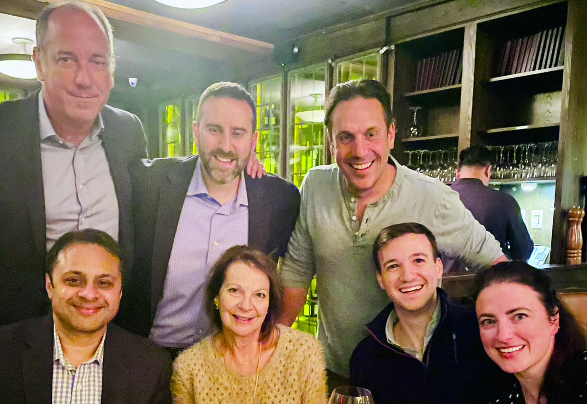 Live <a href="/MountSinaiIR/">Mount Sinai IR</a> another amazing grand rounds by the one and only <a href="/Dr_Sudi/">Deepak Sudheendra, MD, MHCI, RPVI, FSIR</a> discussing his journey to establish a legacy independent clinical practice….very inspiring words….thank you for the visit!!!!