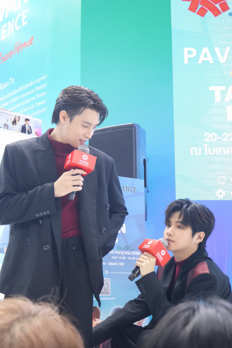 Bi8boBai's tweet photo. 是2wish的5周年
也是2wishers陪伴的5周年
未来还有许多许多年...💙💚
@m34nismind @bplannnnn

#5thANVwalkWithU2wish
#2wish #meanplan https://t.co/QtjIPCOzJS