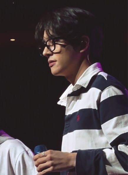 1115gallery's tweet photo. he's so handsome #enhypen_jake https://t.co/dpMmo5myEg
