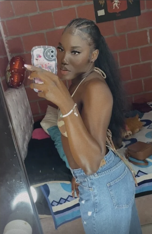 ChanelyScott's tweet photo. #MartesDeTetitas #MartesdeCosasMuyRicas https://t.co/toXSQwDEZG