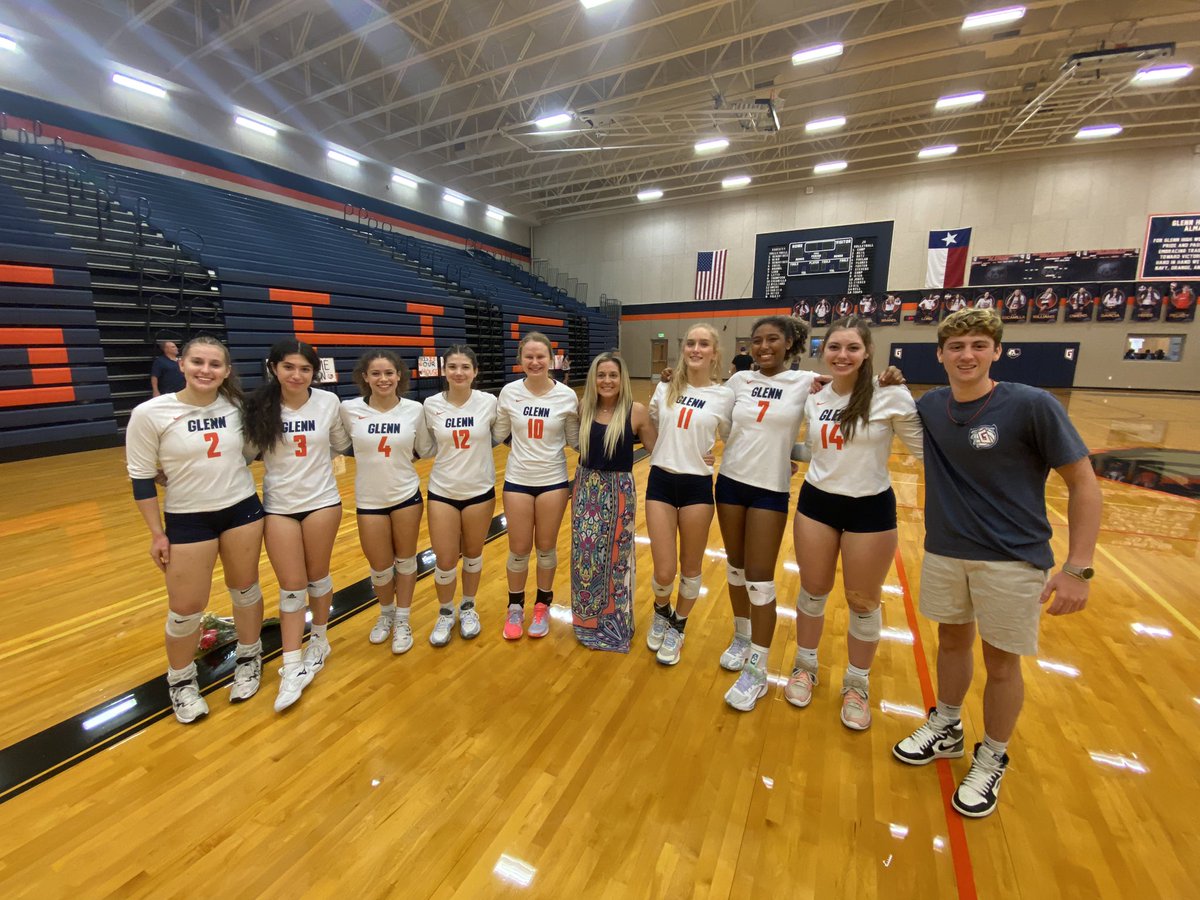 What an AMAZING ✨ night celebrating these AMAZING ✨ seniors! They are the epitome of selflessness, hard work, and dedication. So honored to be their coach 💙#HandleHardBetter #GoGrizz