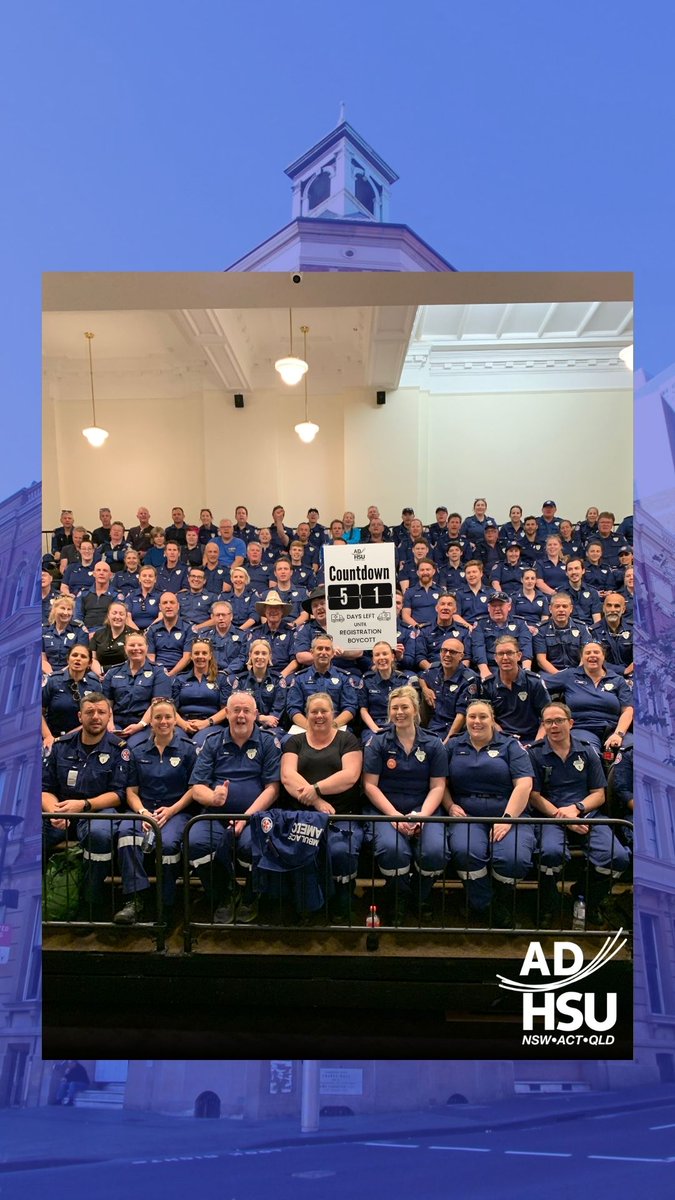 ResponseOne1's tweet image. Hundreds of off-duty paramedics gathered demanding @ChrisMinnsMP &amp;amp; @dmookheyMLC  RECOGNISE them as professionals.

In 51 days, without recognition #adhsu paramedics will boycott re-registering with AHPRA, leaving #NSW without registered paramedics to respond to 000 calls.
#NSWpol